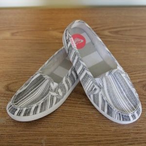 Roxy Slip Ons Size 7
